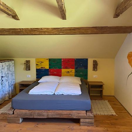 Vamis Hotel Gornji Petrovci Ruang foto