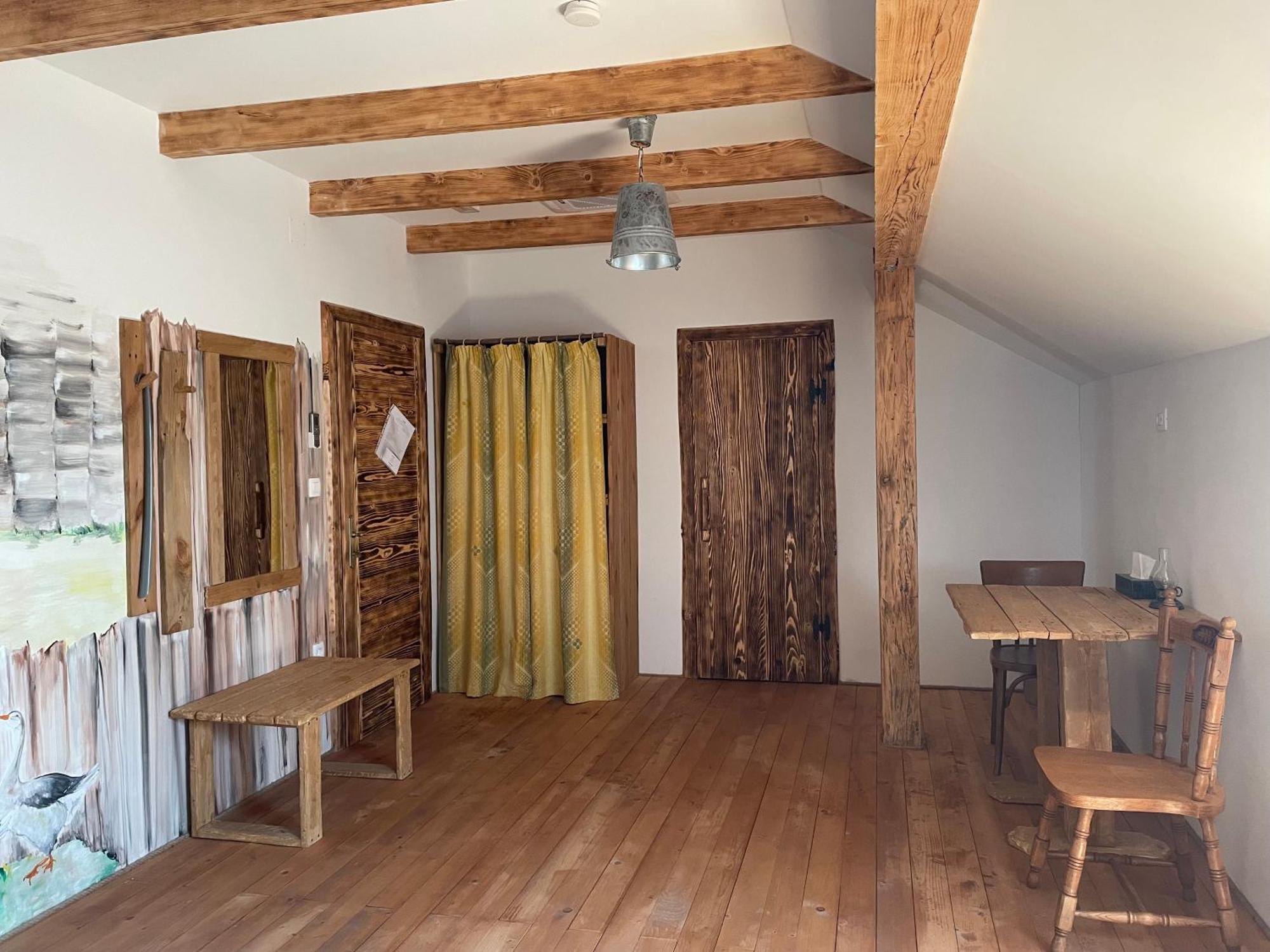 Vamis Hotel Gornji Petrovci Ruang foto